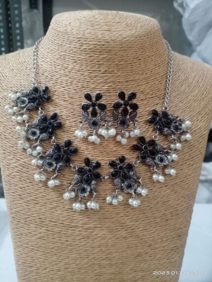 Flower Necklace Mogra Jhumki