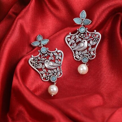 SkyBlue Bird leaf Design
