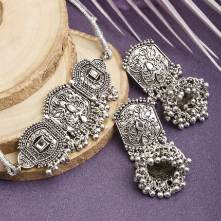 GS Silver Round Leaf Choker